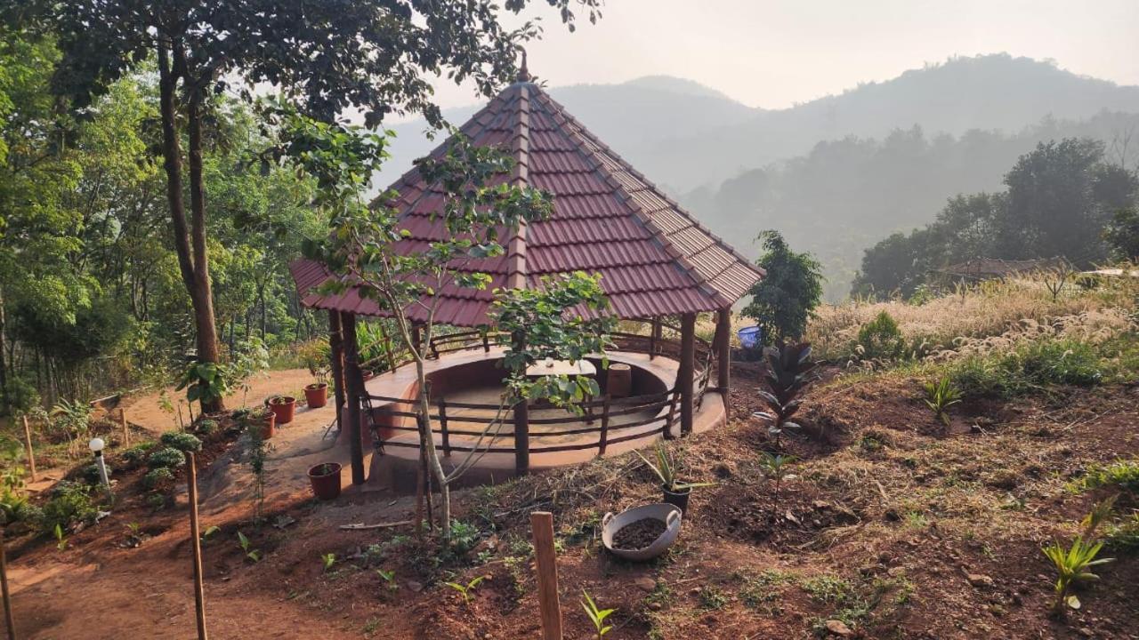 Angel'S Home Stay มานันทาวดี ภายนอก รูปภาพ